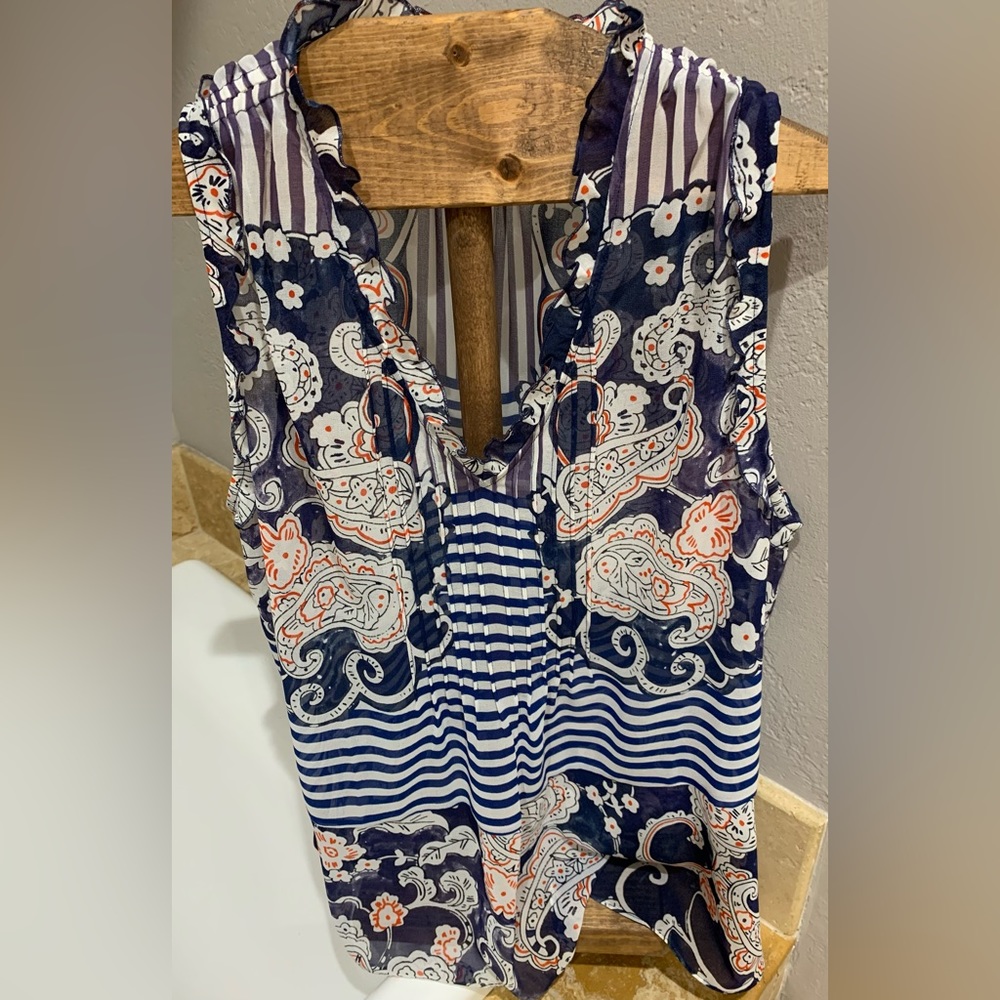 Cabi #5349 Blue Sleeveless Blouse Medium